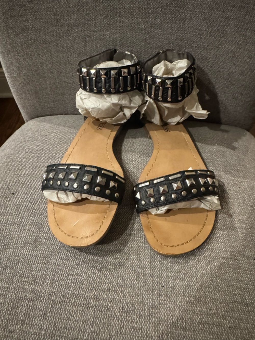 GUESS Black Studded Gladiator Sandals Size 7 Edgy Rocker Chic Ankle Strap Flats - Picture 3 of 7